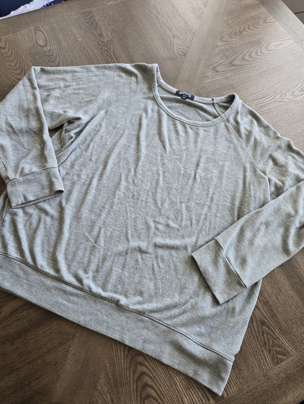 Buffalo David Bitton Lightweight Cozy and Soft Long Sleeve Top in Green sz XL